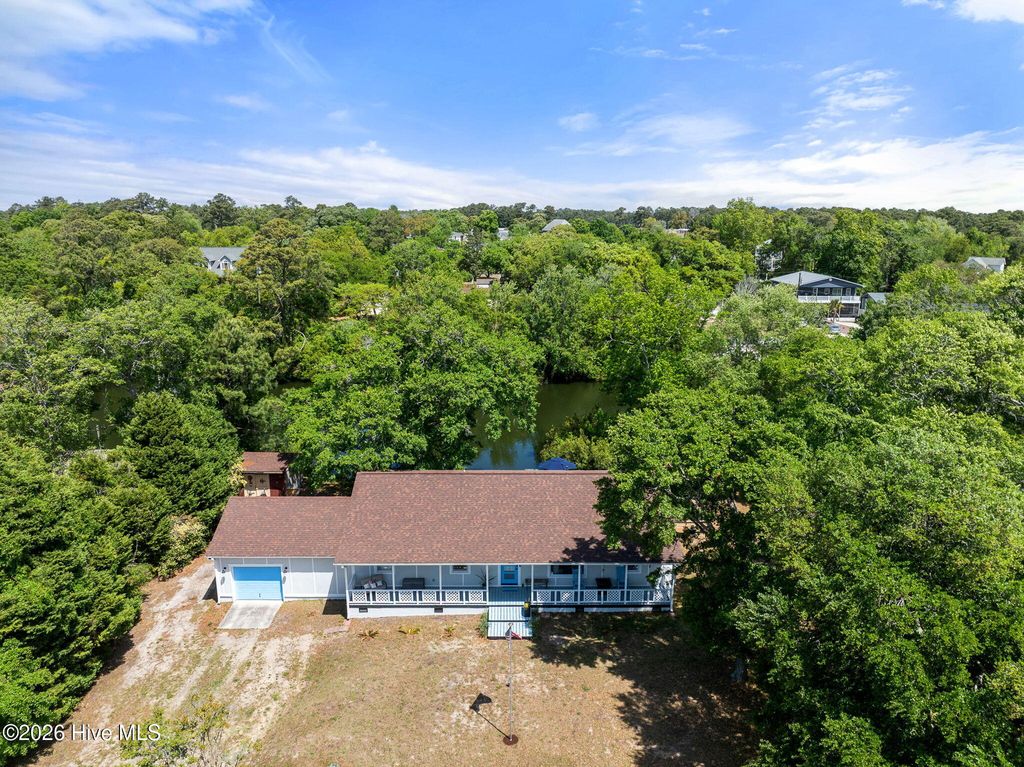 Photo of 714 Cockle Street, Surf City, NC 28445 (MLS # 100569227)