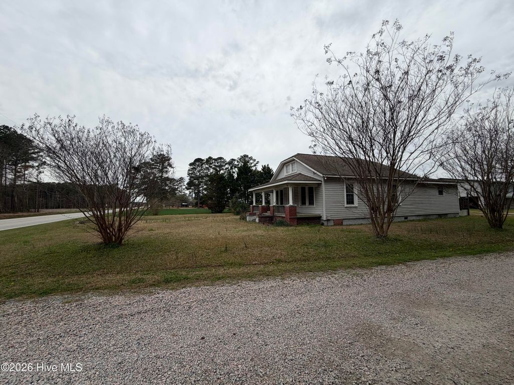 Photo of 4027 Slatestone Road, Washington, NC 27889 (MLS # 100560138)