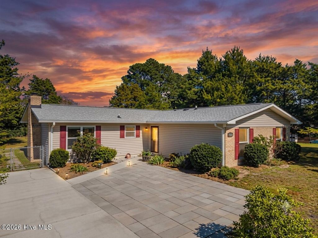 Photo of 110 Baysden Drive, Jacksonville, NC 28540 (MLS # 100585766)
