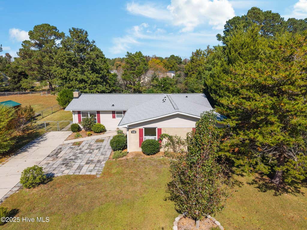 Photo of 110 Baysden Drive, Jacksonville, NC 28540 (MLS # 100585766)
