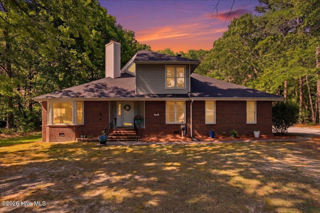 Photo of 129 Albert Drive, Goldsboro, NC 27530 (MLS # 100569331)