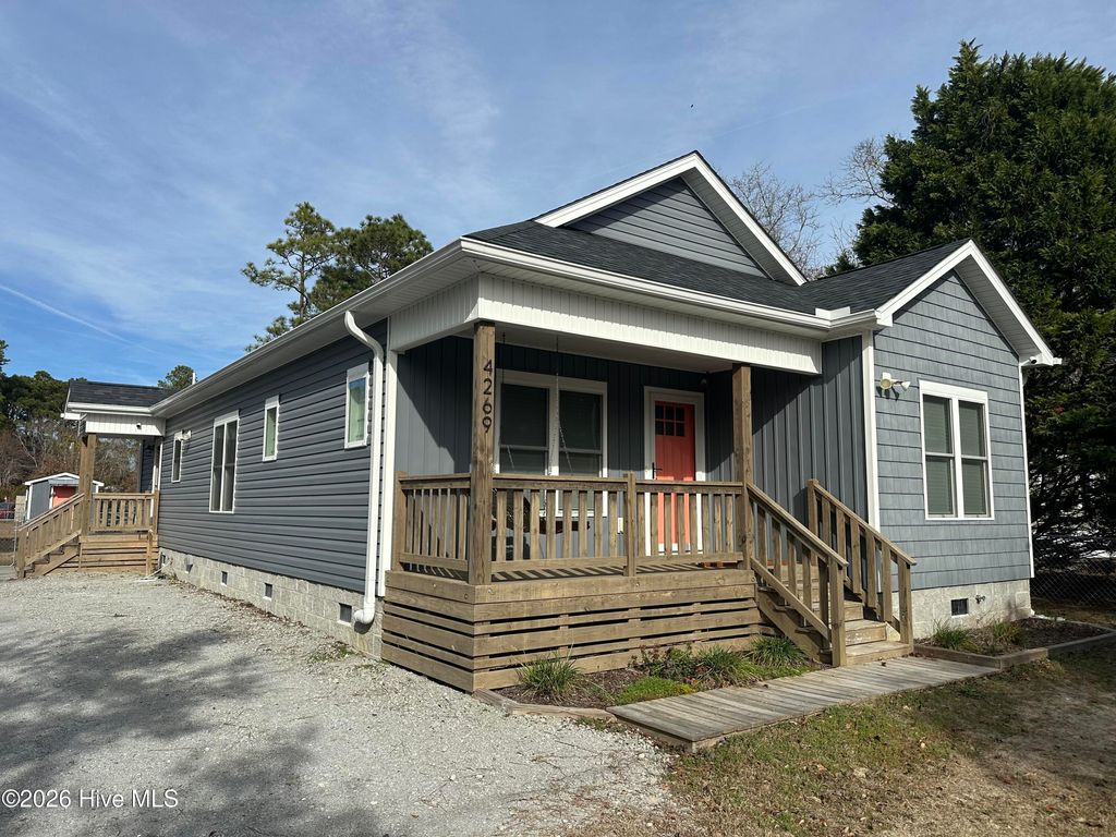 Photo of 4269 Flagship Avenue SE, Southport, NC 28461 (MLS # 100548968)