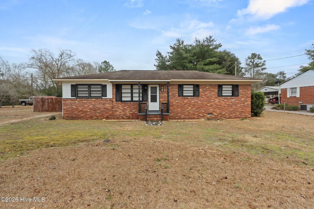 Photo of 602 Fourth Street, Hamlet, NC 28345 (MLS # 100580586)