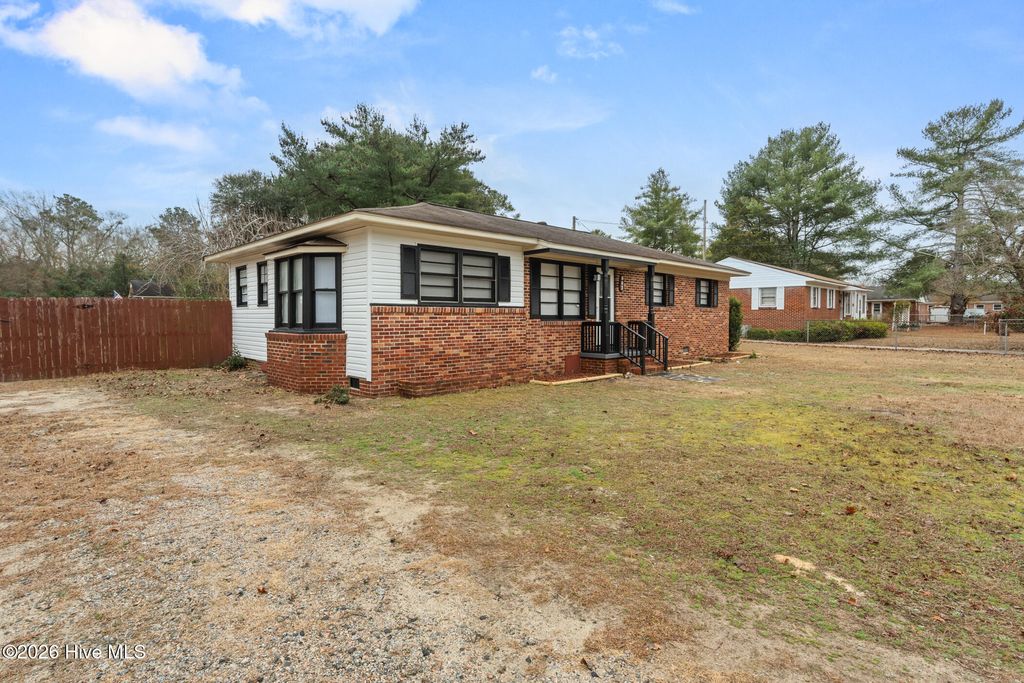Photo of 602 Fourth Street, Hamlet, NC 28345 (MLS # 100580586)