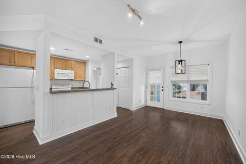 Tiny photo for 2312 Wrightsville Avenue #Apt 118, Wilmington, NC 28403 (MLS # 100583674)