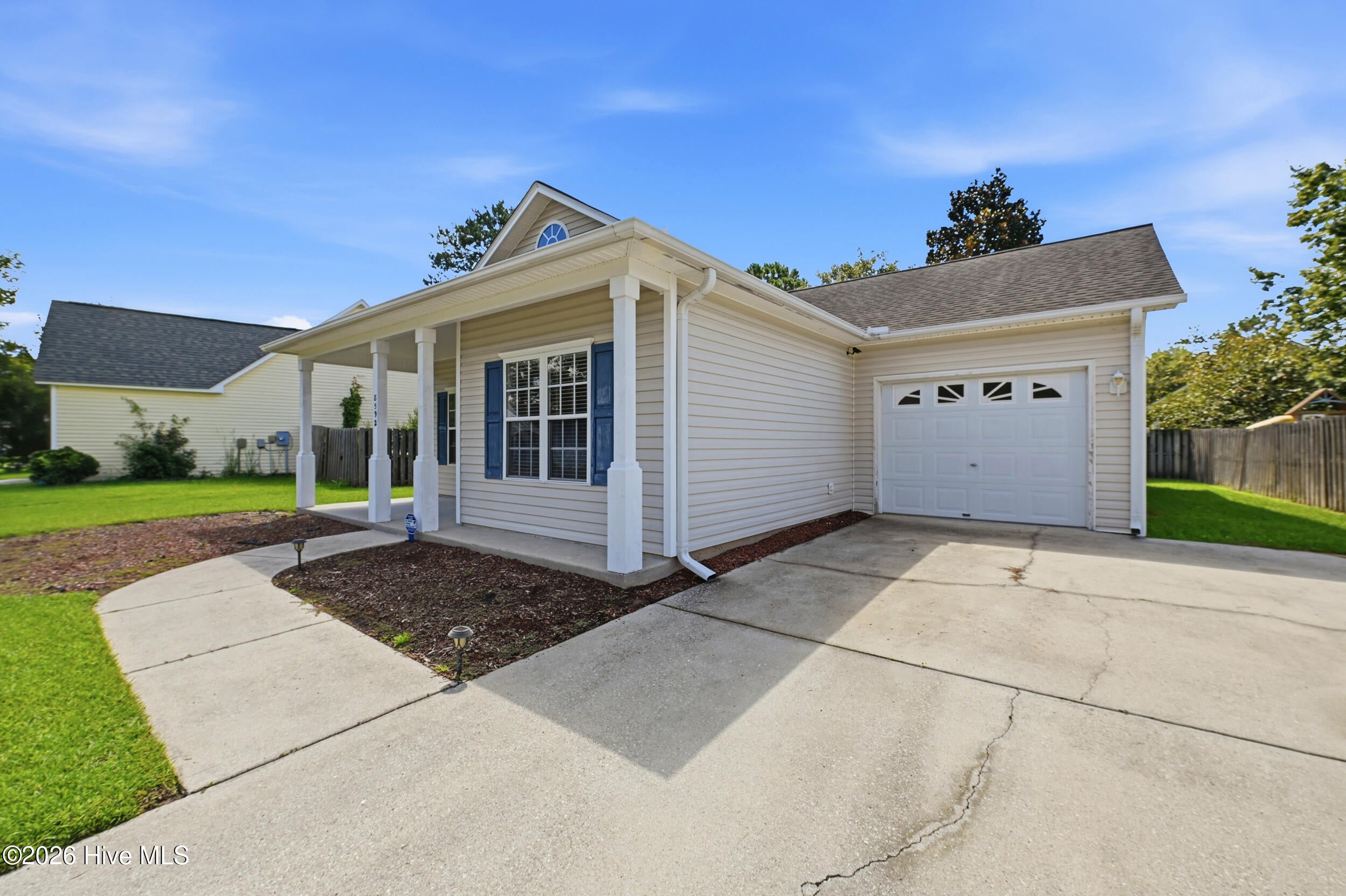 8592 SE Orchard Loop Road NE