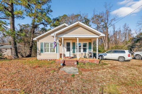Photo of 1439 Silverbrook Road, Oriental, NC 28571 (MLS # 100549762)