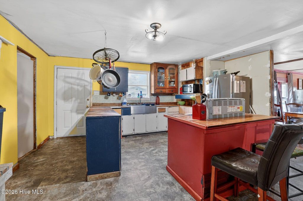 Photo of 1439 Silverbrook Road, Oriental, NC 28571 (MLS # 100549762)