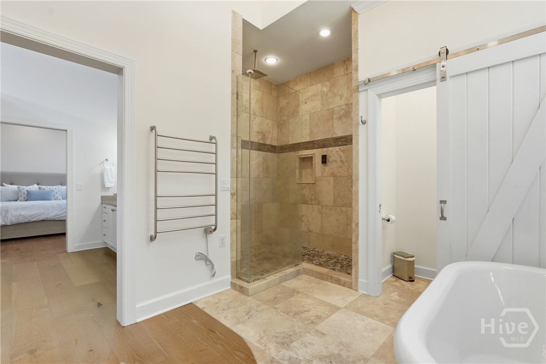 Savannah, Georgia 31411, United States, 4 Bedrooms Bedrooms, ,4 BathroomsBathrooms,Residential,Pending,255481