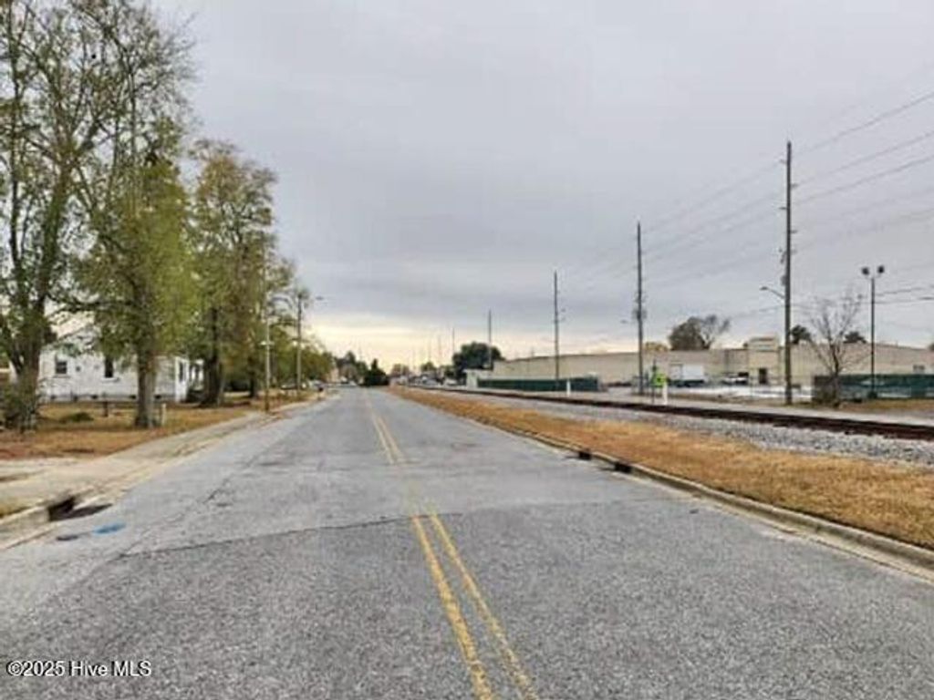 Photo of 2509 Railroad Street, Winterville, NC 28590 (MLS # 100546957)