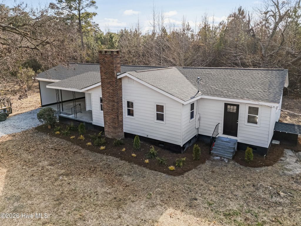 Photo of 1659 W Darden Road, Clinton, NC 28328 (MLS # 100554584)