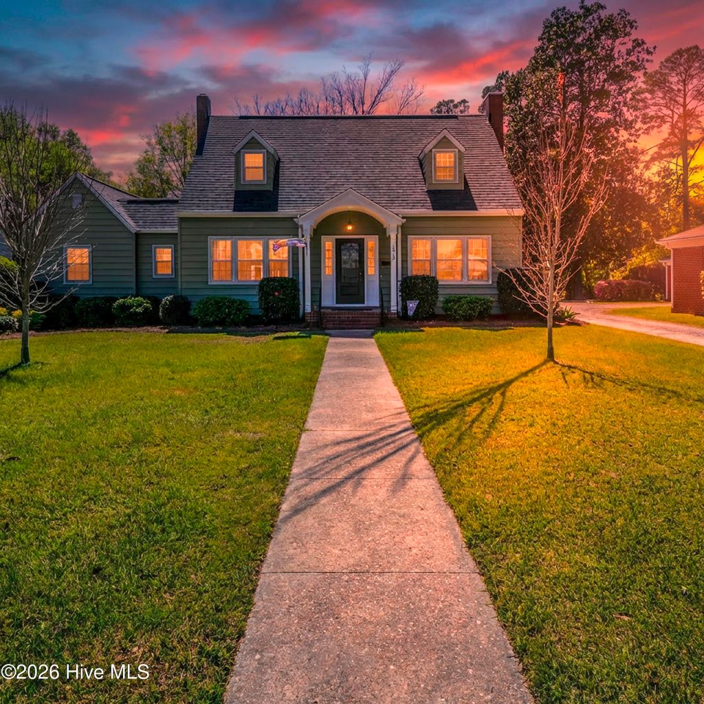 Photo of 1813 Tryon Road, New Bern, NC 28560 (MLS # 100563574)