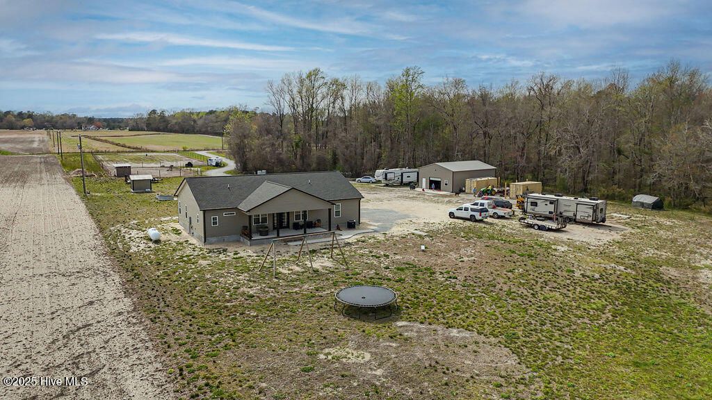 Photo of 1560 White Oak River Road, Maysville, NC 28555 (MLS # 100499353)