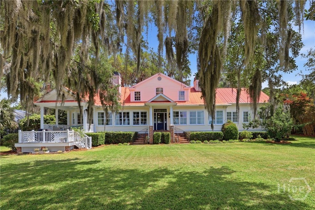 Photo of 1540 Wilmington Island Road, Savannah, GA 31410 (MLS # SA354642)