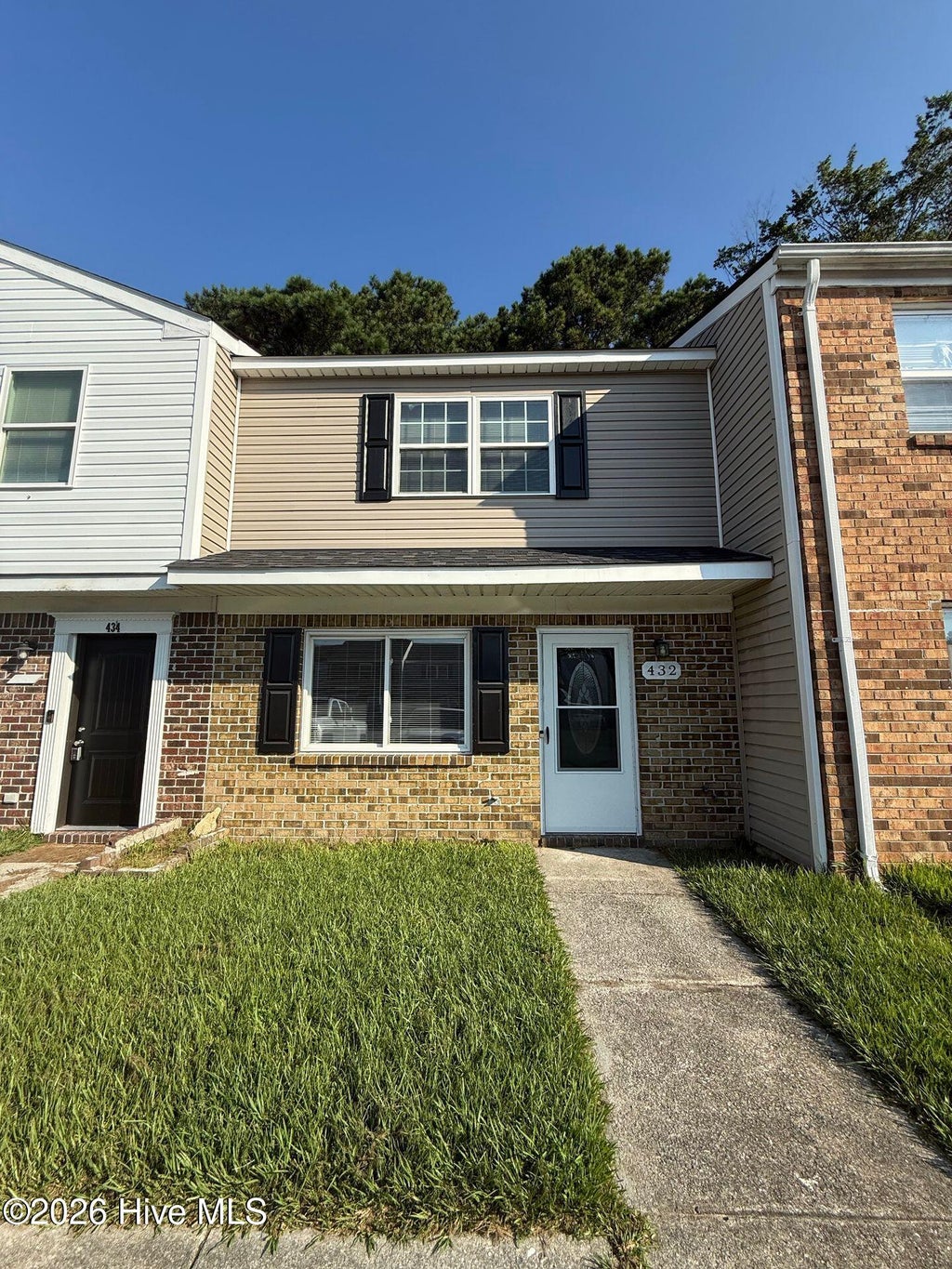 Photo of 432 Myrtlewood Circle, Jacksonville, NC 28546 (MLS # 100600727)