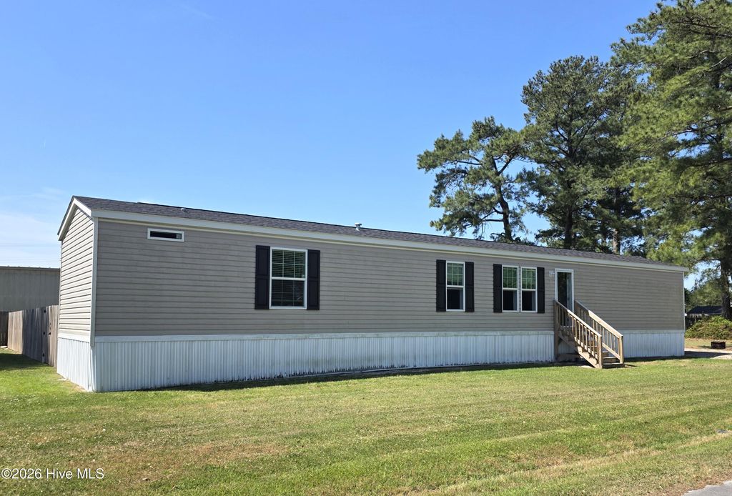 Photo of 206 Mccoy Avenue, Cove City, NC 28523 (MLS # 100569355)
