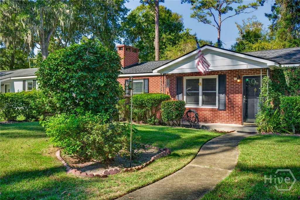 Photo of 5 Lansing Avenue, Savannah, GA 31406 (MLS # SA366700)