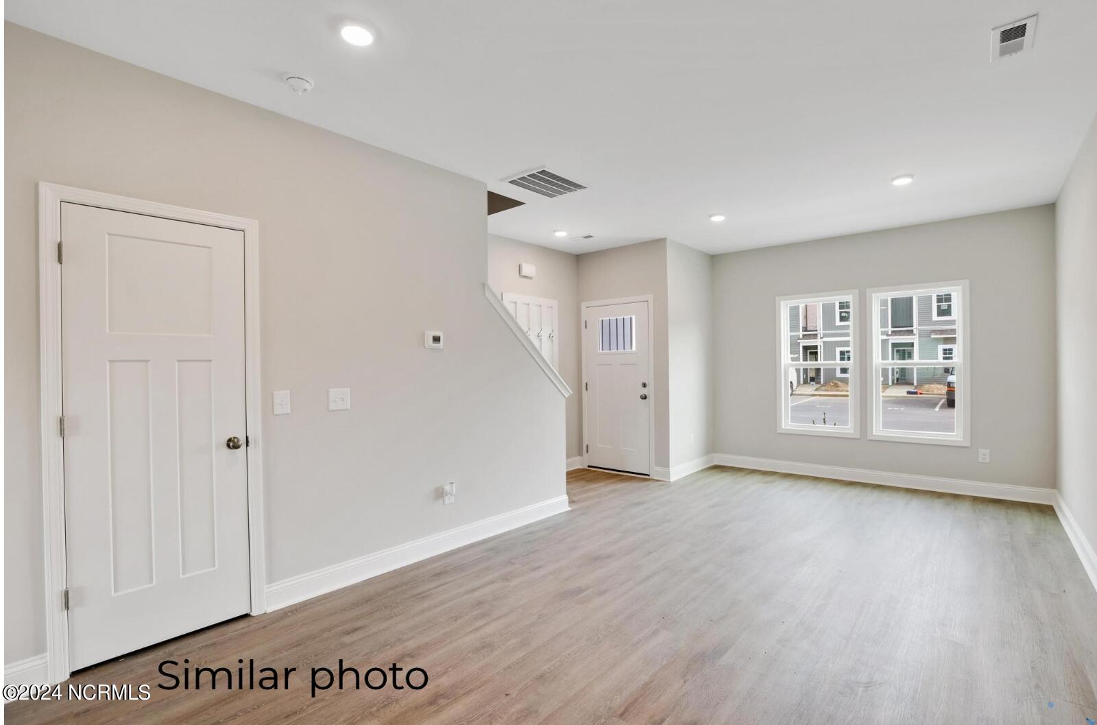 101 Loren Road