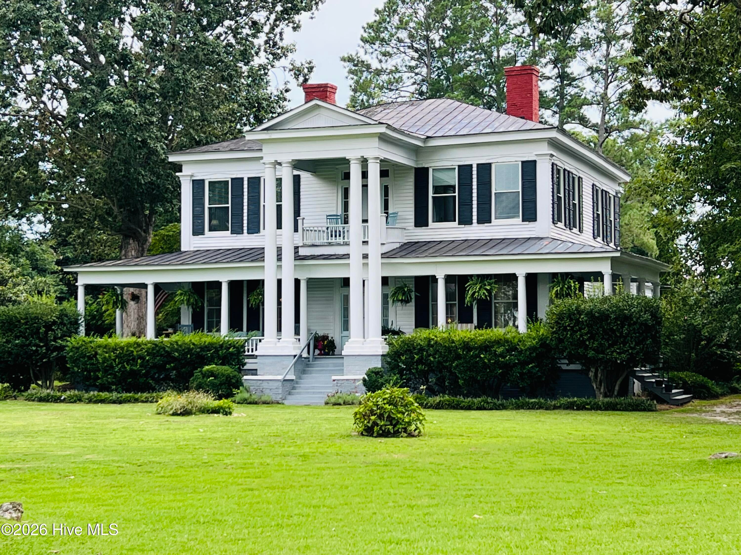 201 N Chestnut Street
