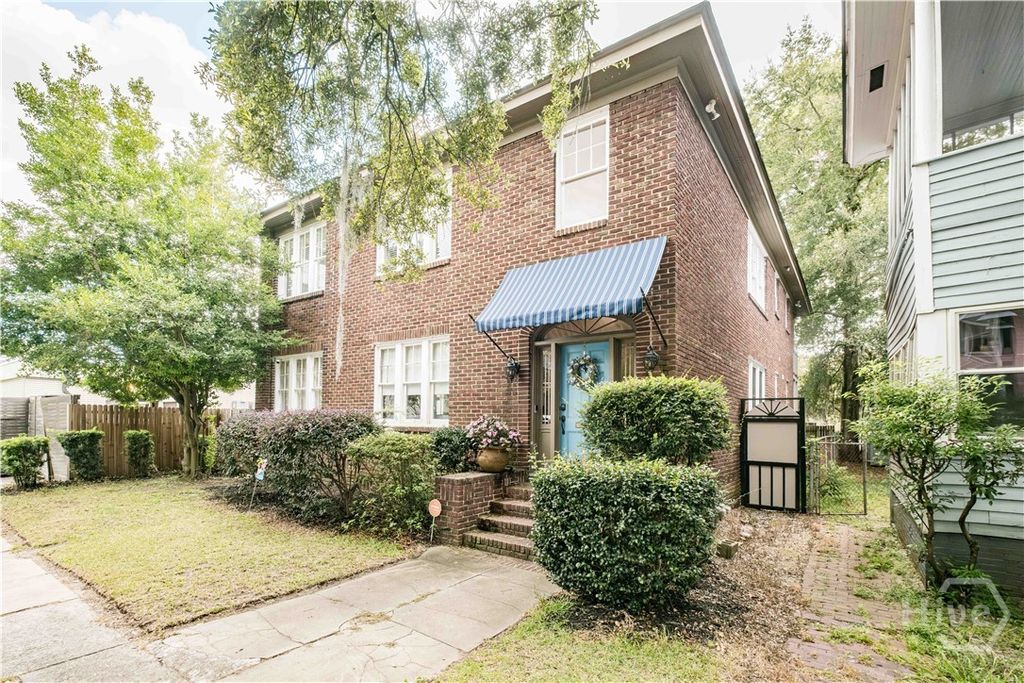 Photo of 309 E 34th Street, Savannah, GA 31401 (MLS # SA351214)