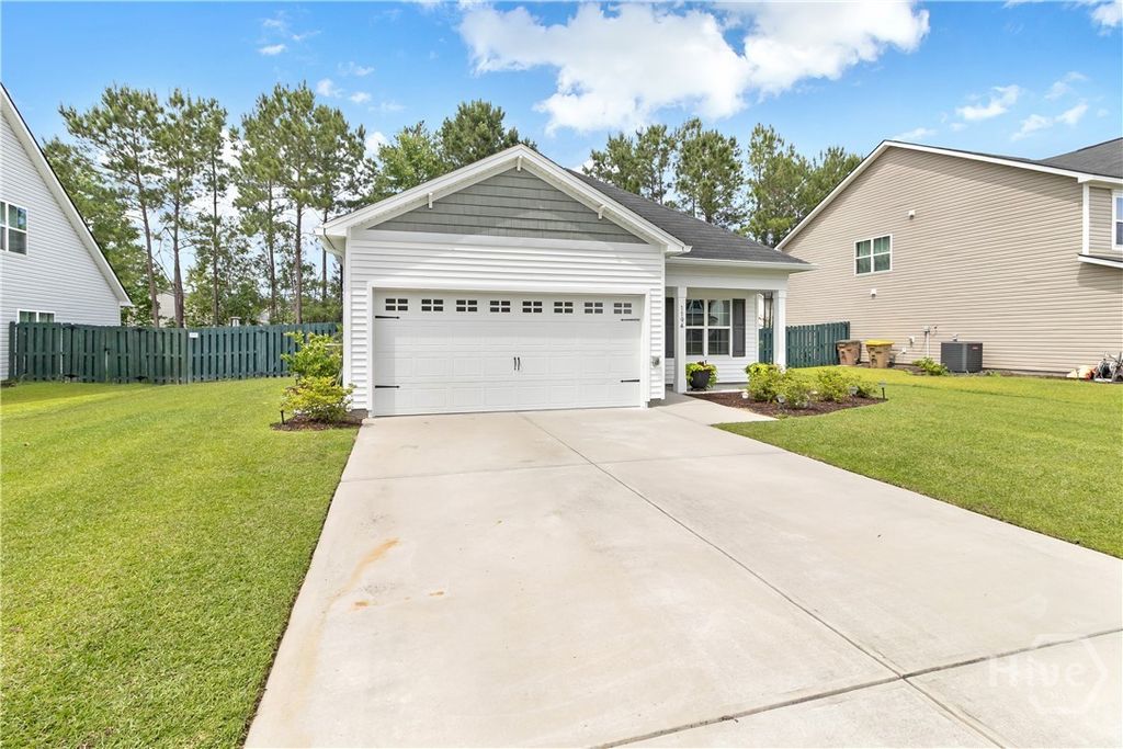 Photo of 1194 Waybridge Way, Richmond Hill, GA 31324 (MLS # SA355792)