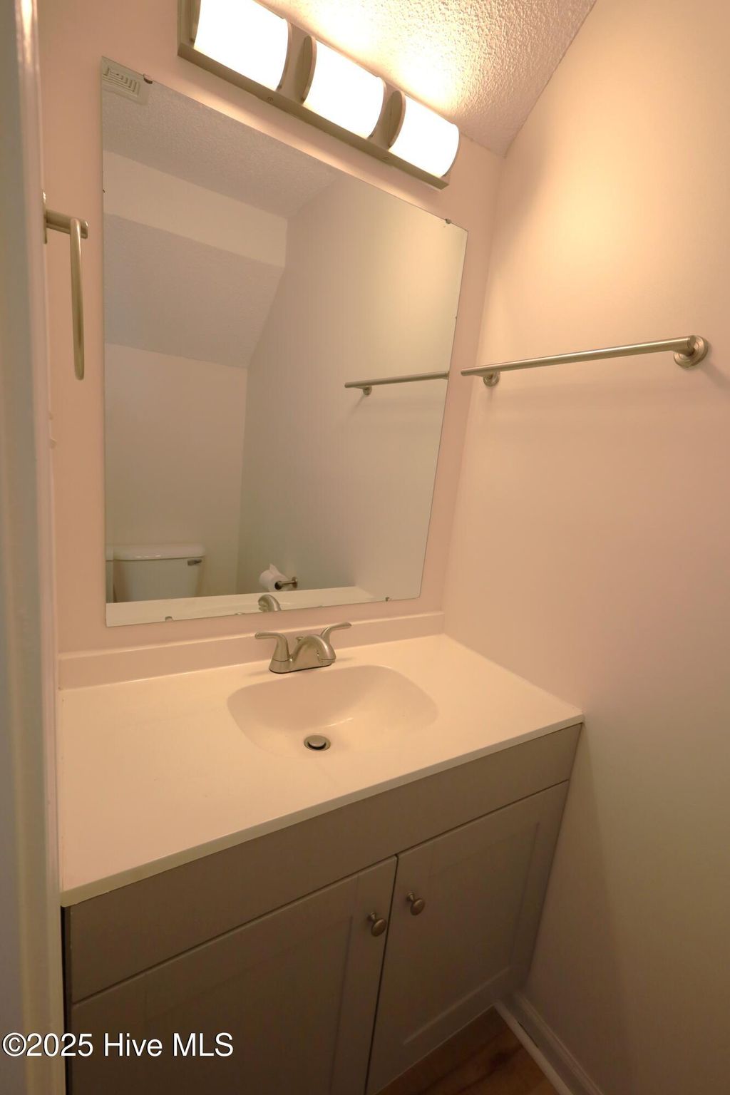 Photo of 118 Mesa Lane, Jacksonville, NC 28546 (MLS # 100551331)