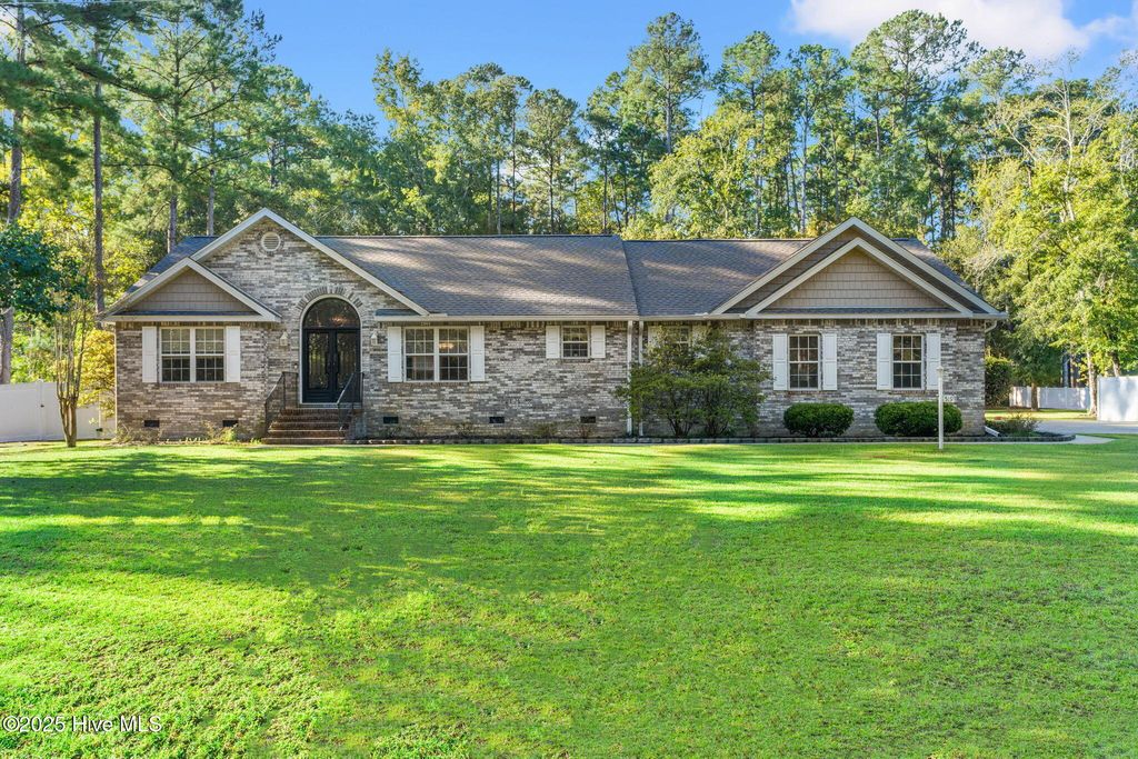 Photo of 519 Boundaryline Drive NW, Calabash, NC 28467 (MLS # 100535002)