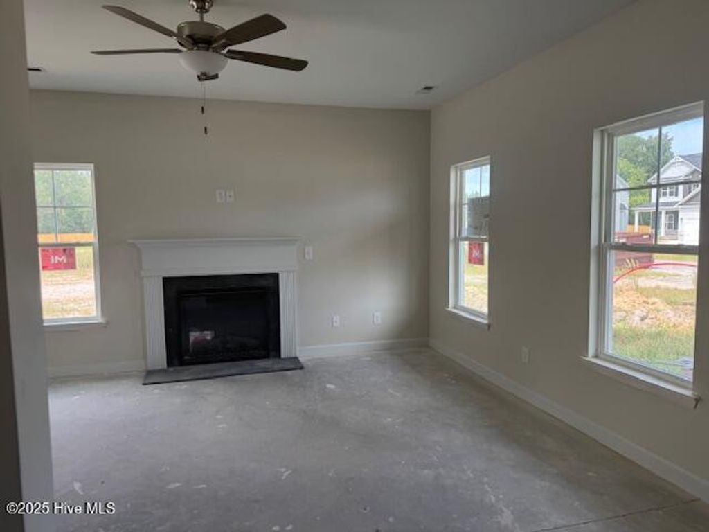 Photo of 413 Windermere Road, Hubert, NC 28539 (MLS # 100512407)