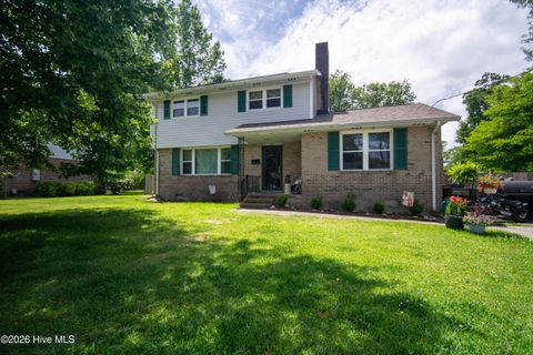 Photo of 707 Doris Avenue, Jacksonville, NC 28540 (MLS # 100576837)
