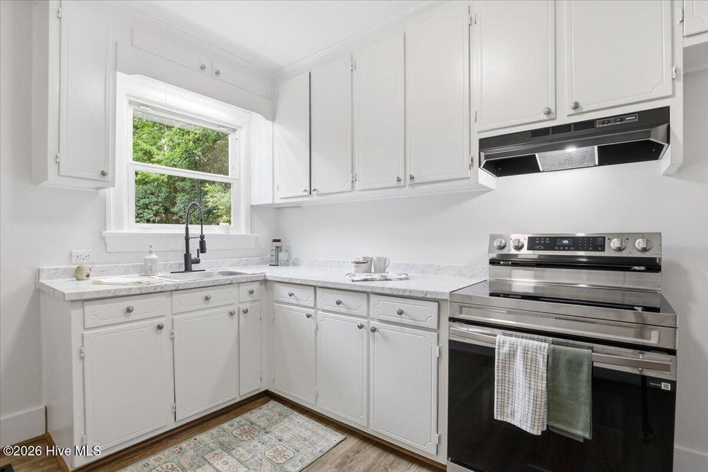 Photo of 1313 Maple Street, Goldsboro, NC 27530 (MLS # 100577337)