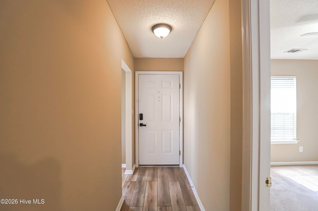 Photo of 25 Charlestowne Drive, Augusta, GA 30907 (MLS # 100587279)