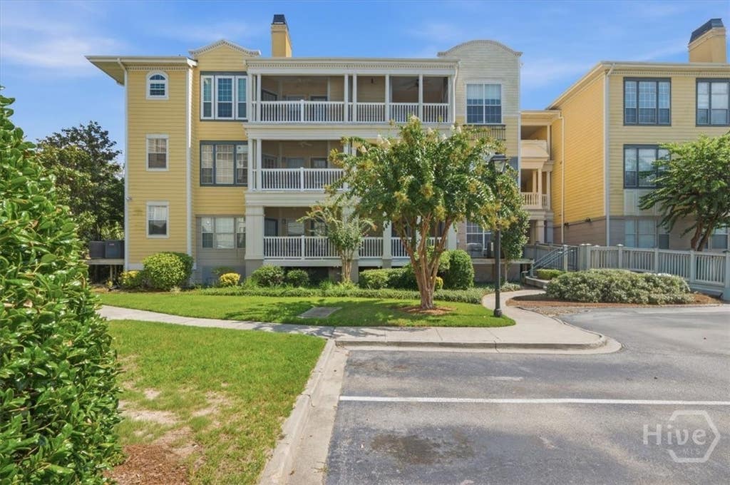 Photo of 2317 Whitemarsh Way, Savannah, GA 31410 (MLS # SA362716)