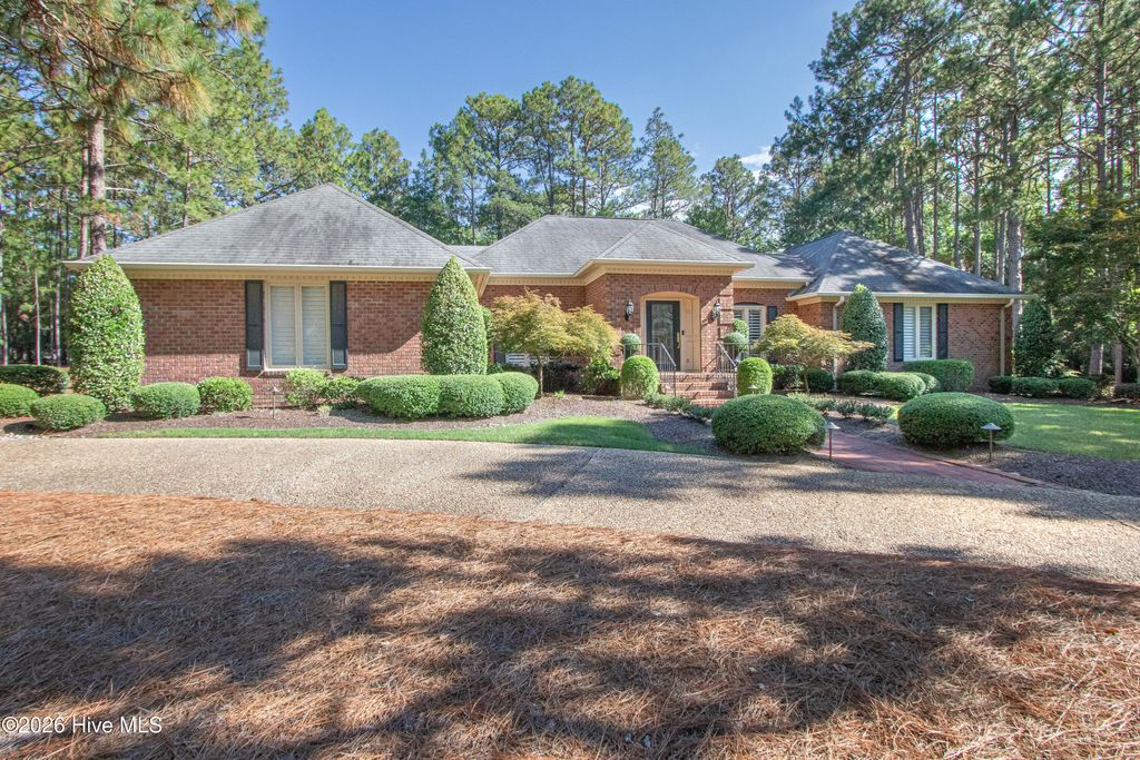 Photo of 70 Wilson Road, Pinehurst, NC 28374 (MLS # 100590897)