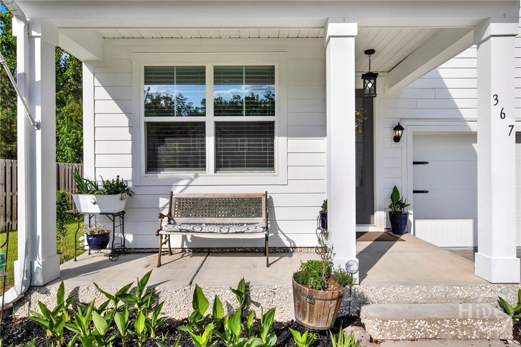 Photo of 367 Brennan Drive, Richmond Hill, GA 31324 (MLS # SA354049)