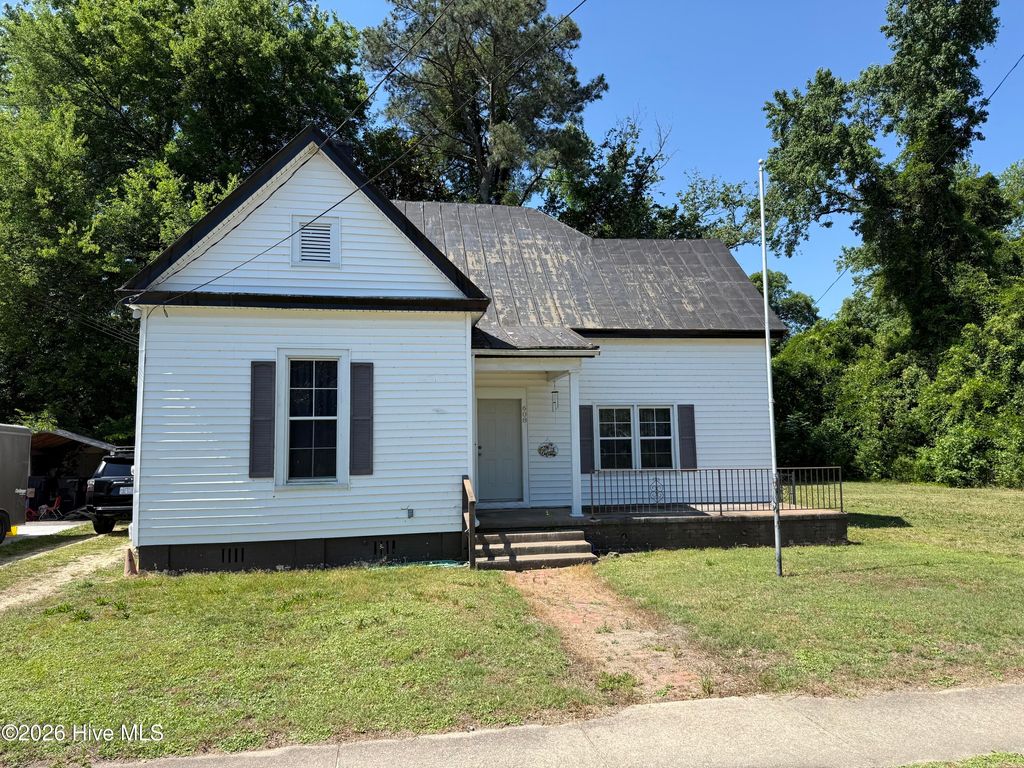 Photo of 608 E Mulberry Street, Goldsboro, NC 27530 (MLS # 100575768)
