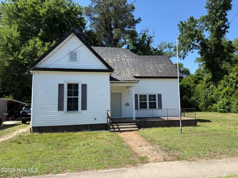 Homes For Sale - 608 E Mulberry Street<br/> Wayne County, Goldsboro, NC 27530
