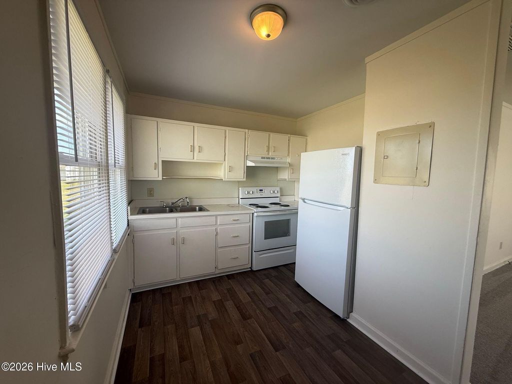 Photo of 333 Starling Street, Jacksonville, NC 28540 (MLS # 100565750)