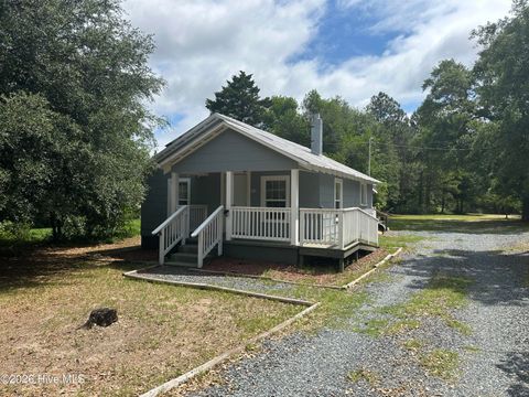 Homes For Sale - 214 N Grace Chapel Road<br/> Hamlet, NC 28345
