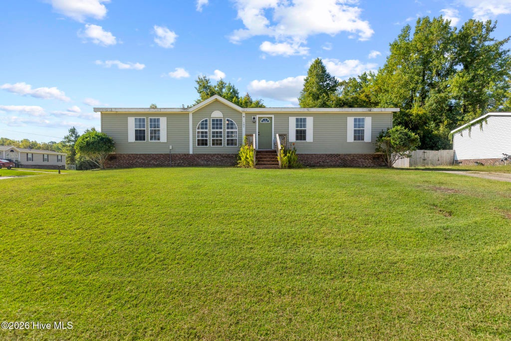 Photo of 101 Cutlass Street, Jacksonville, NC 28546 (MLS # 100605574)