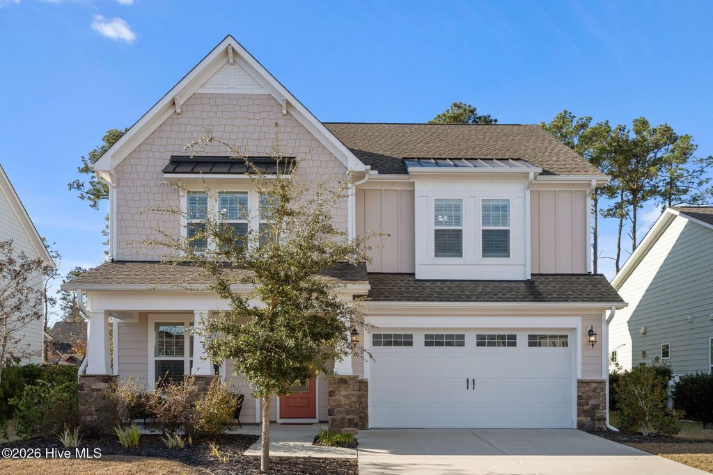 Photo of 35 W Cloverfield Lane, Hampstead, NC 28443 (MLS # 100551093)
