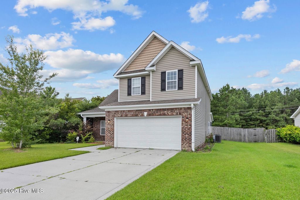 Photo of 221 Silver Hills Drive, Jacksonville, NC 28546 (MLS # 100532522)