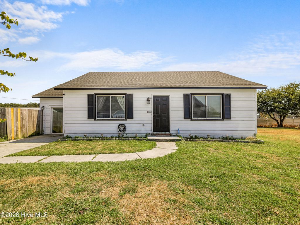 Photo of 109 Milestone Court, Jacksonville, NC 28546 (MLS # 100563699)