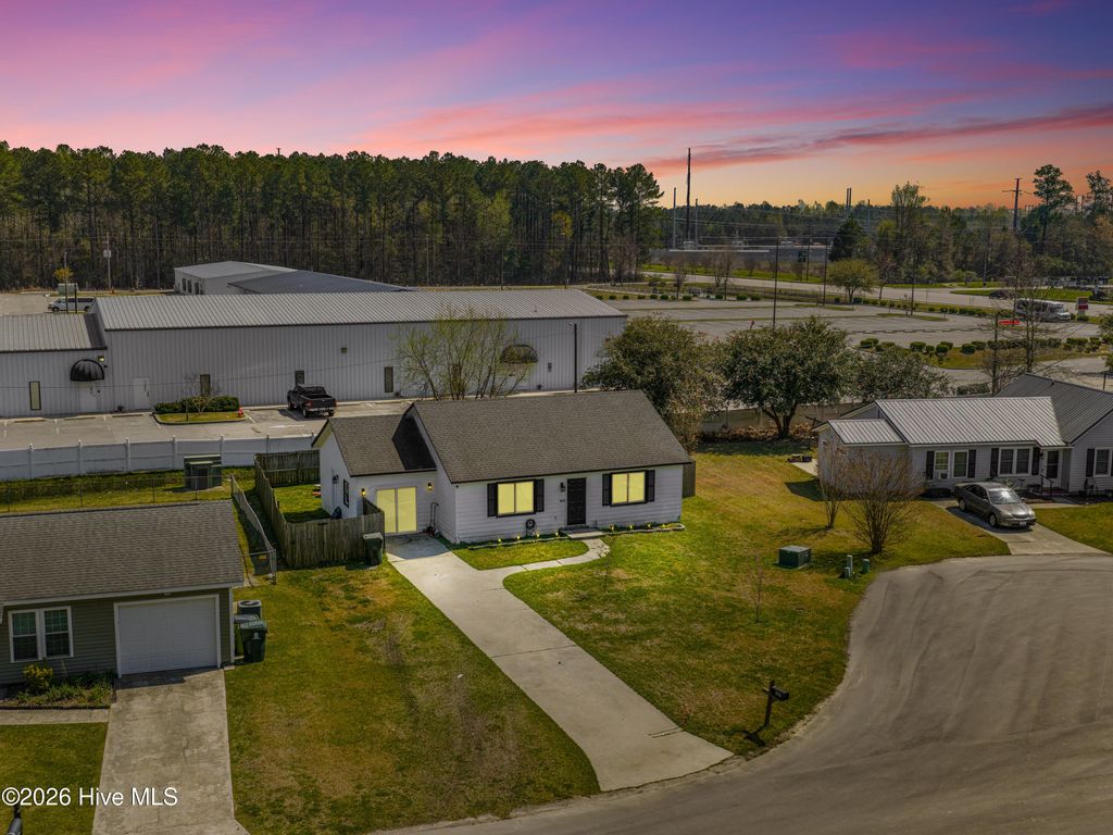 Photo of 109 Milestone Court, Jacksonville, NC 28546 (MLS # 100563699)