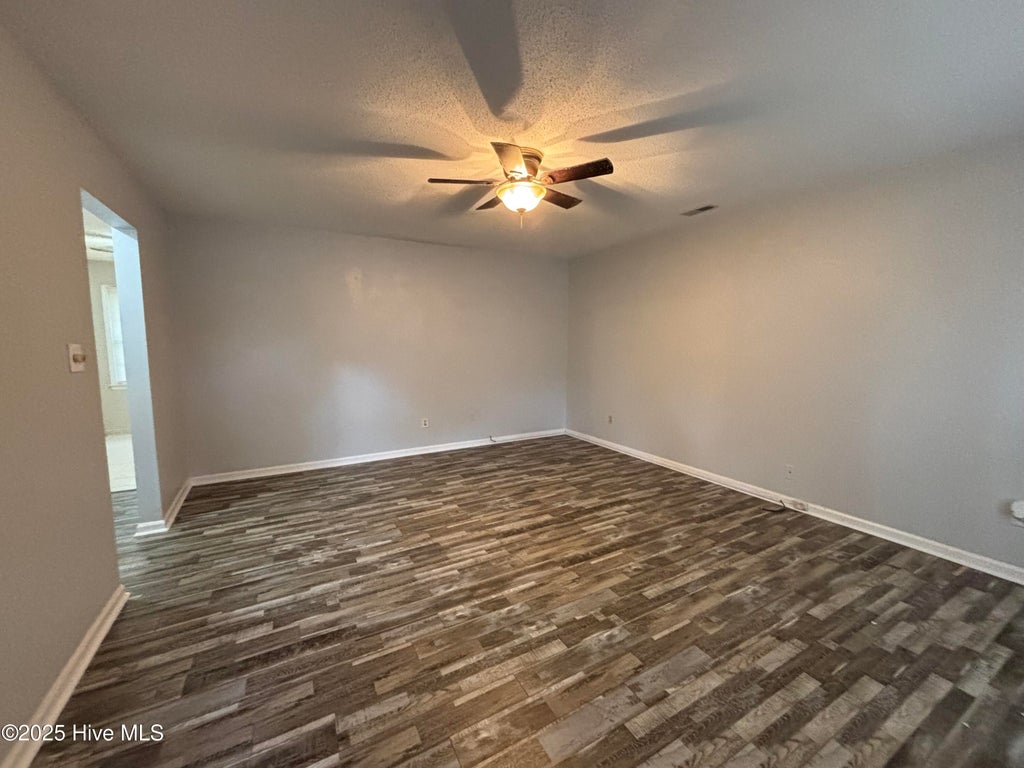 Photo of 102 Hillside Court, Jacksonville, NC 28546 (MLS # 100596763)