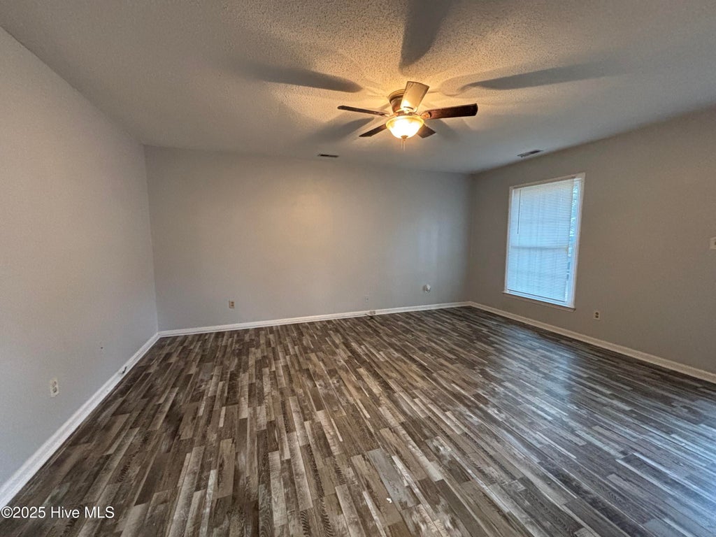 Photo of 102 Hillside Court, Jacksonville, NC 28546 (MLS # 100596763)