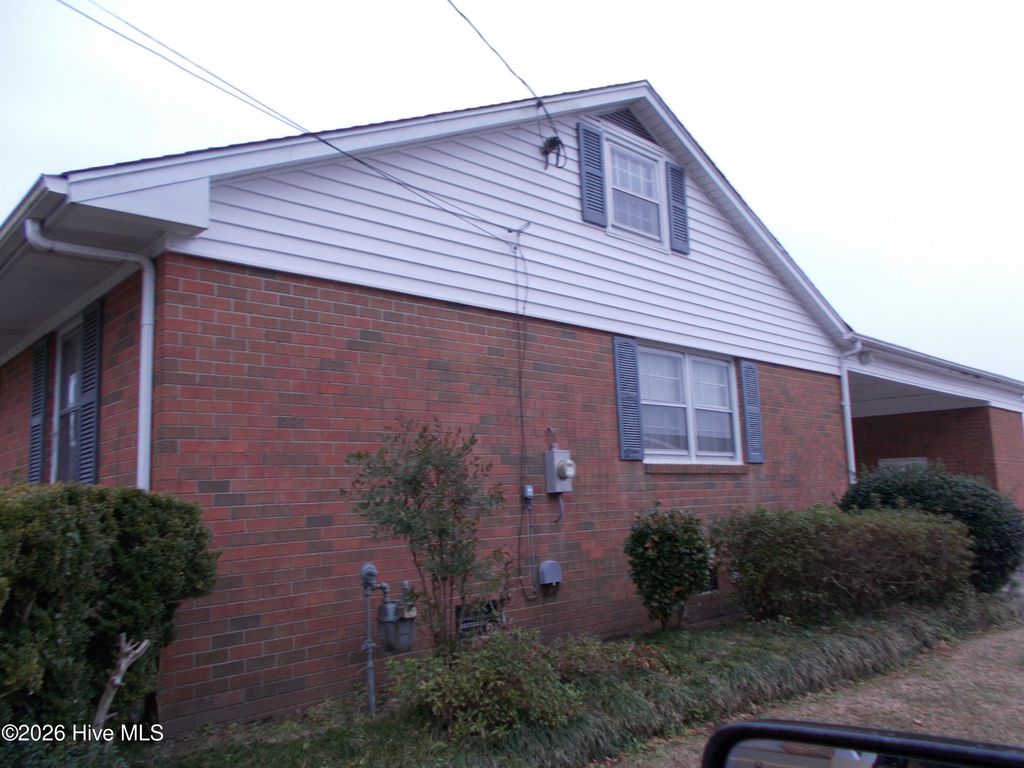 Photo of 1606 Hardee Road, Kinston, NC 28504 (MLS # 100555701)