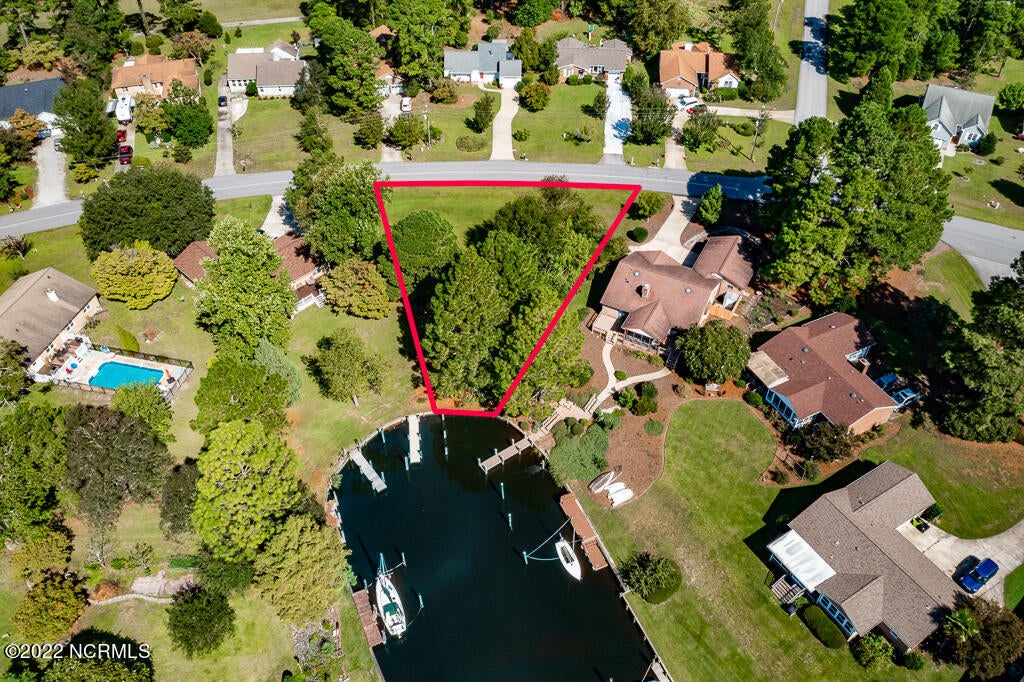Photo of 1304 Pelican Drive, New Bern, NC 28560 (MLS # 100600033)