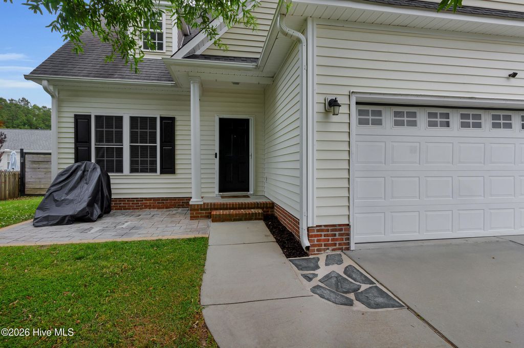 Photo of 103 Felicity Lane, New Bern, NC 28562 (MLS # 100570877)