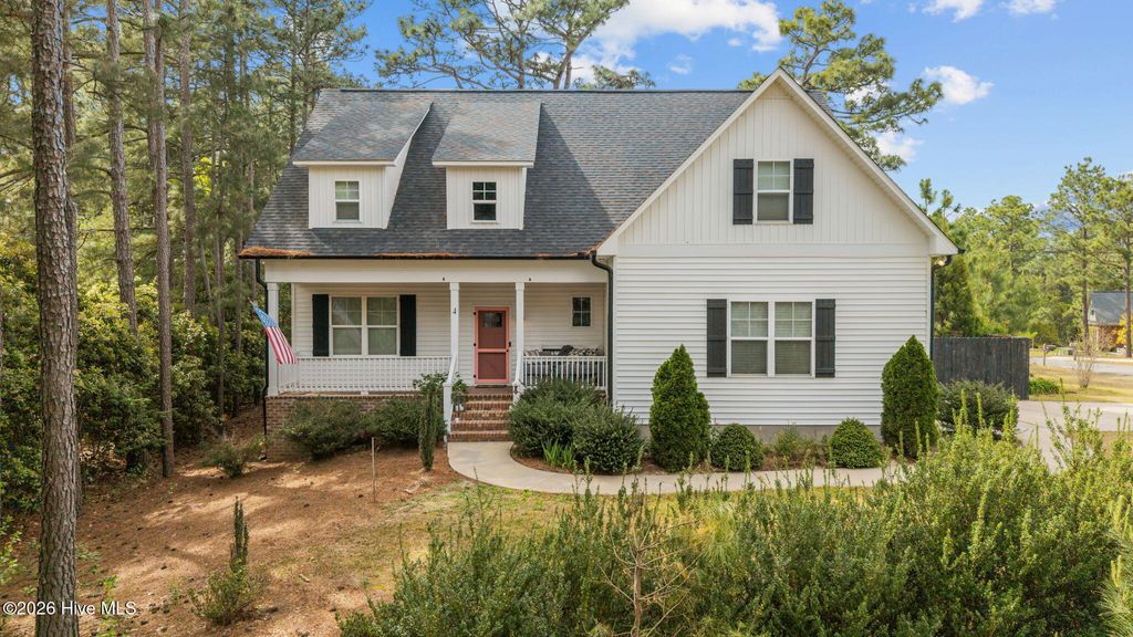 Photo of 4 New Bedford Circle, Pinehurst, NC 28374 (MLS # 100567269)