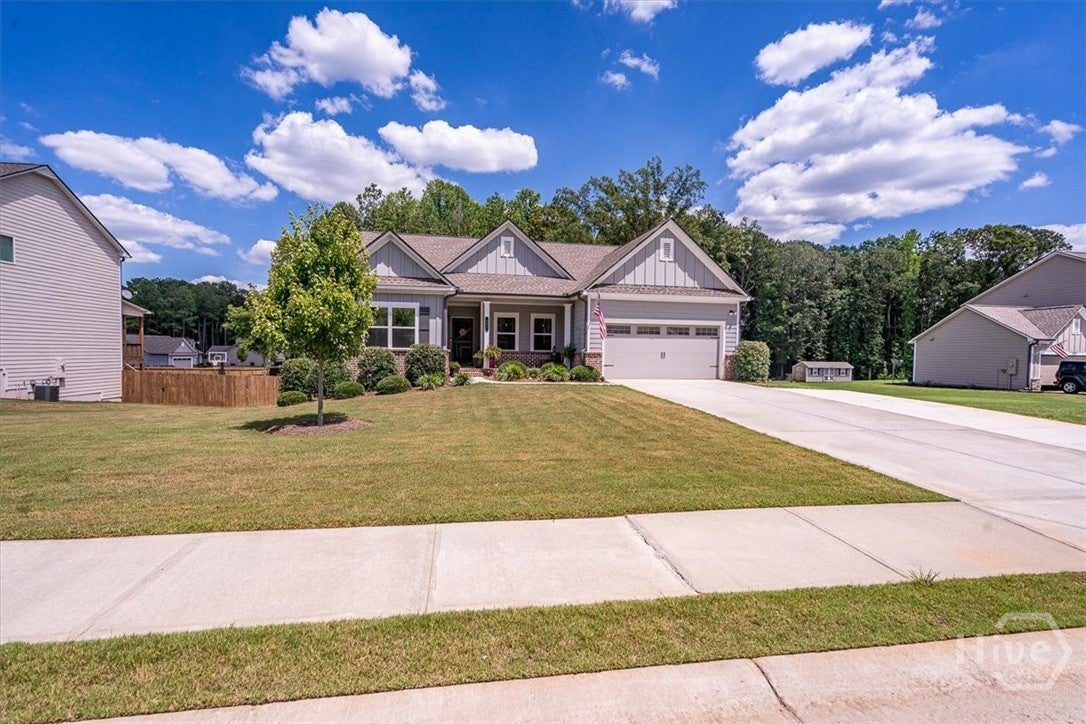297 Woodbury Lane